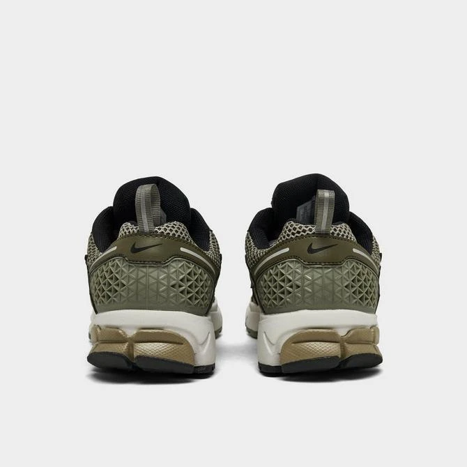 NIKE Big Kids' Nike Vomero 5 Casual Shoes 4
