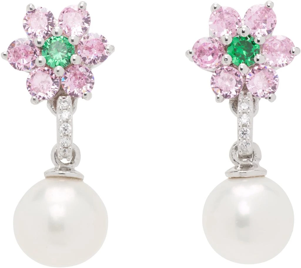 VEERT Flower Freshwater Pearl Earrings