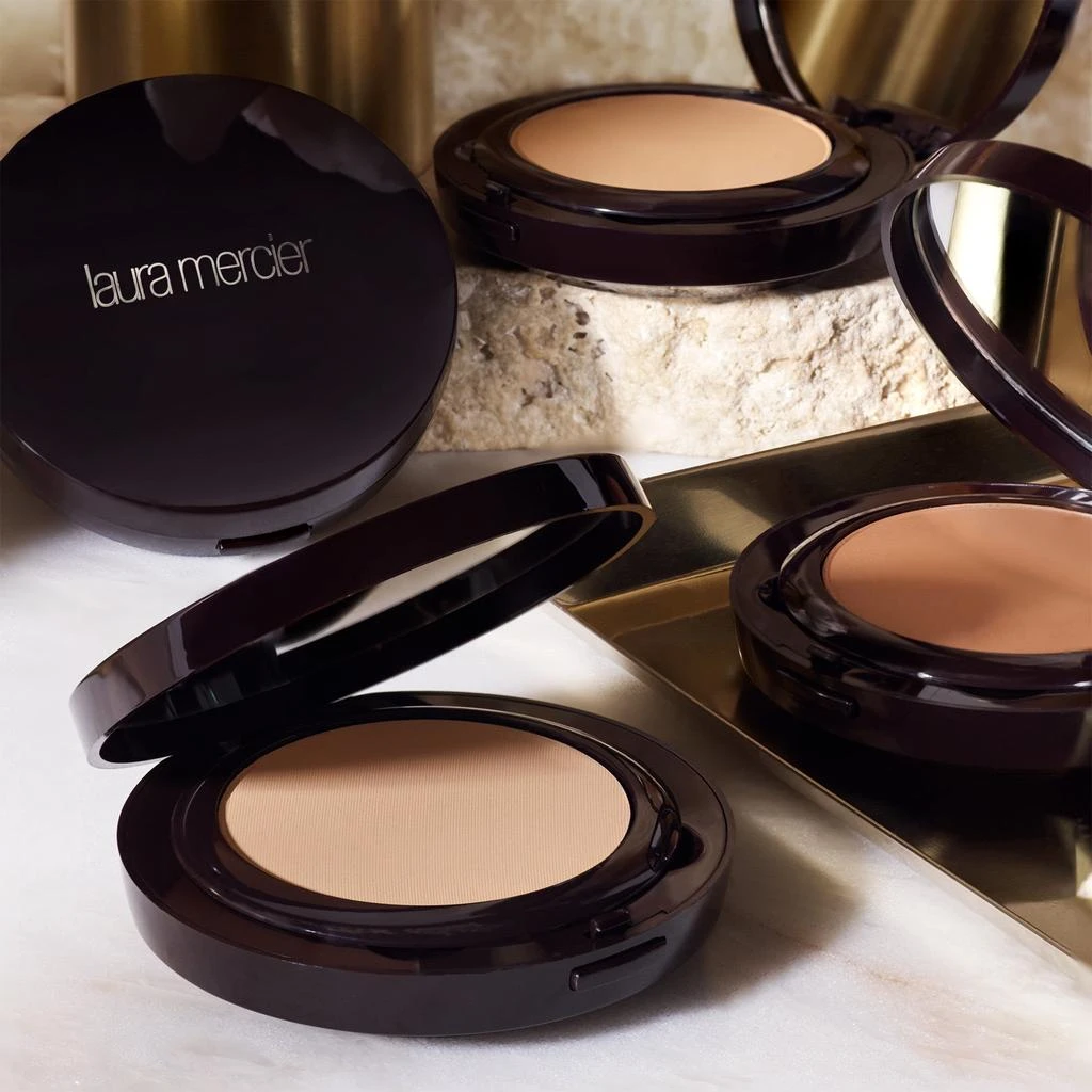 Laura Mercier Smooth Finish Foundation Powder 4