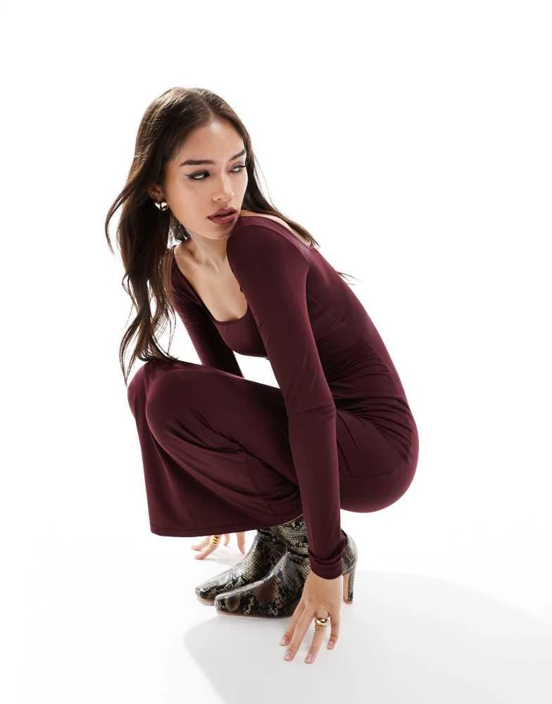 Bershka Bershka long sleeve square neck bodycon midaxi dress in burgundy 3