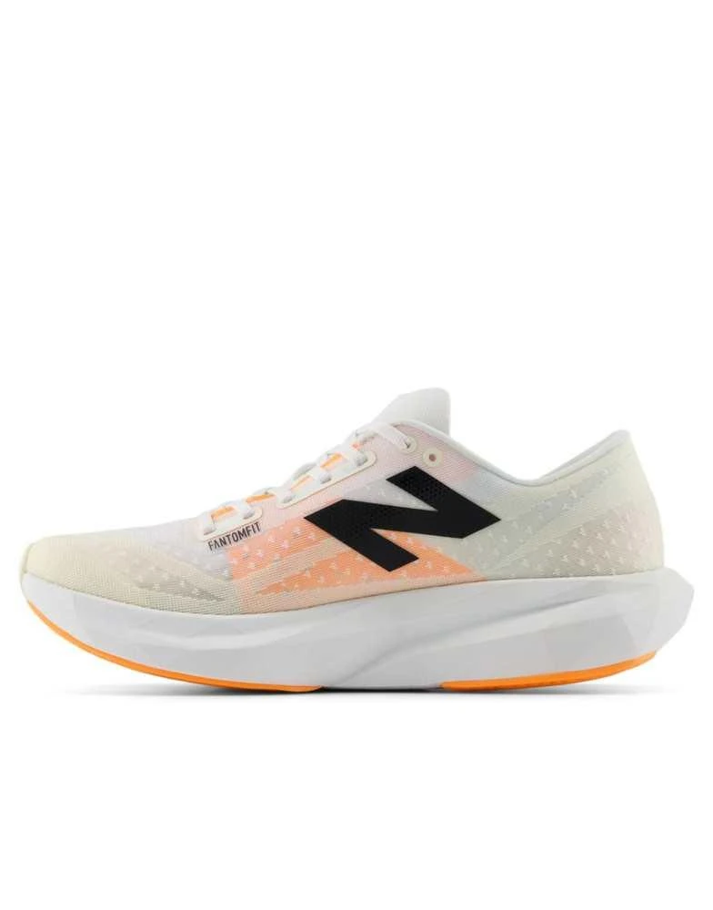 New Balance New Balance Fuelcell rebel v4 trainers in white 3