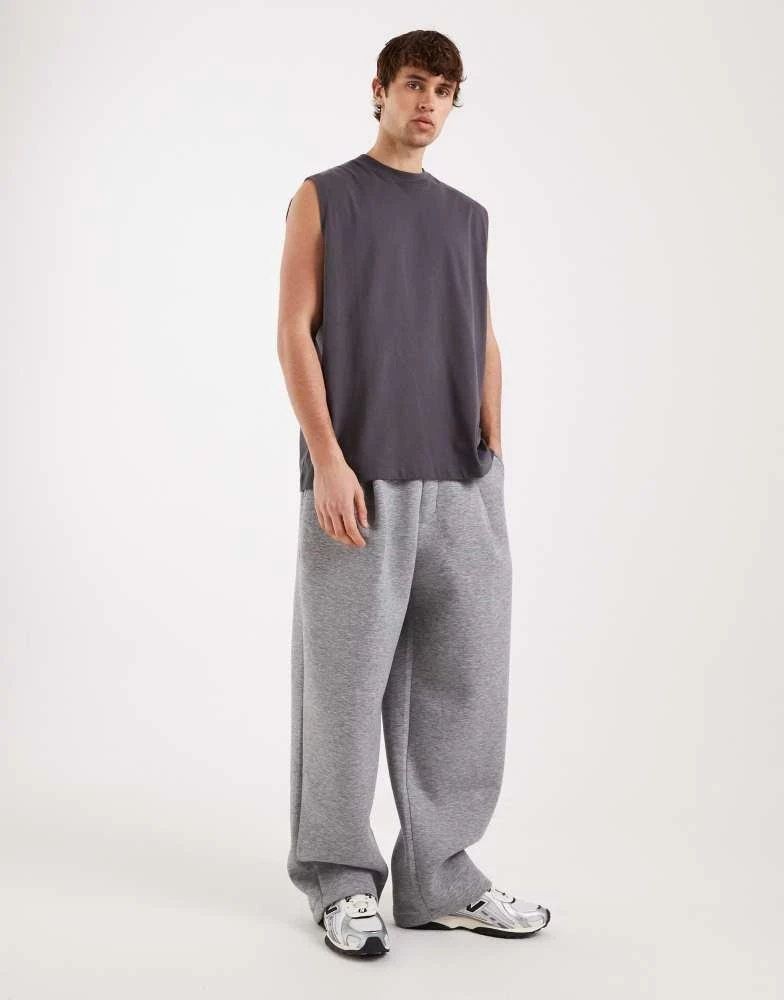 ASOS ASOS DESIGN Essentials oversized tank in charcoal 2