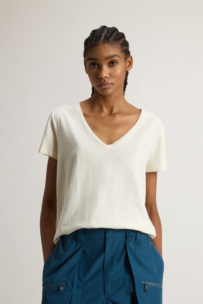 Woolrich Pure Cotton Slub T-Shirt with V-Neck - Women - Red