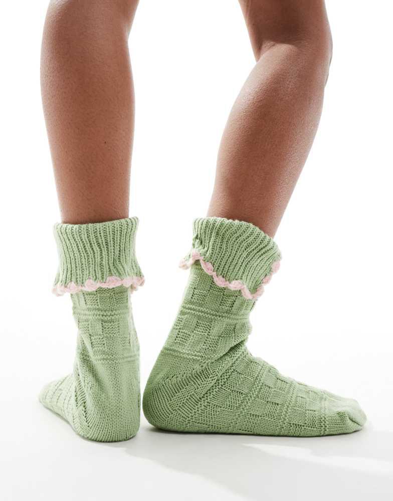 Brave Soul Brave Soul socks in green with frilly pink trim