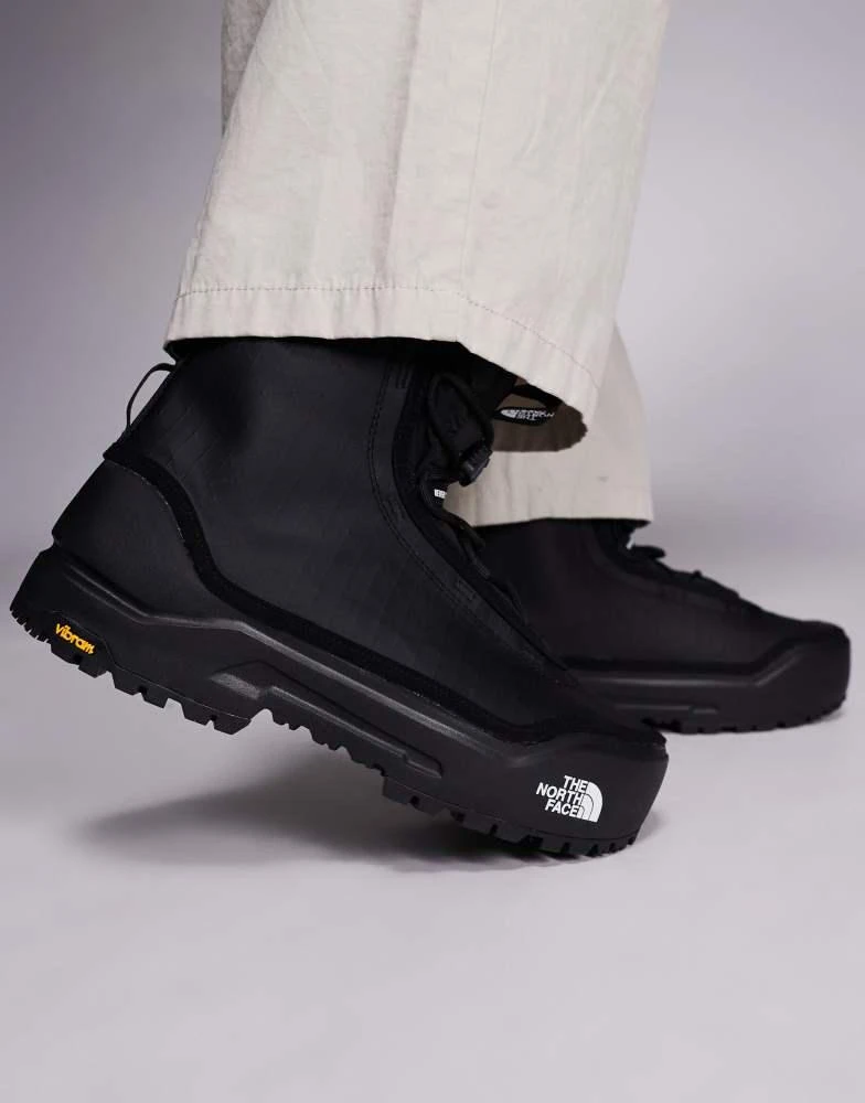 The North Face The North Face Base Camp 100 WP boots in  display picture 1