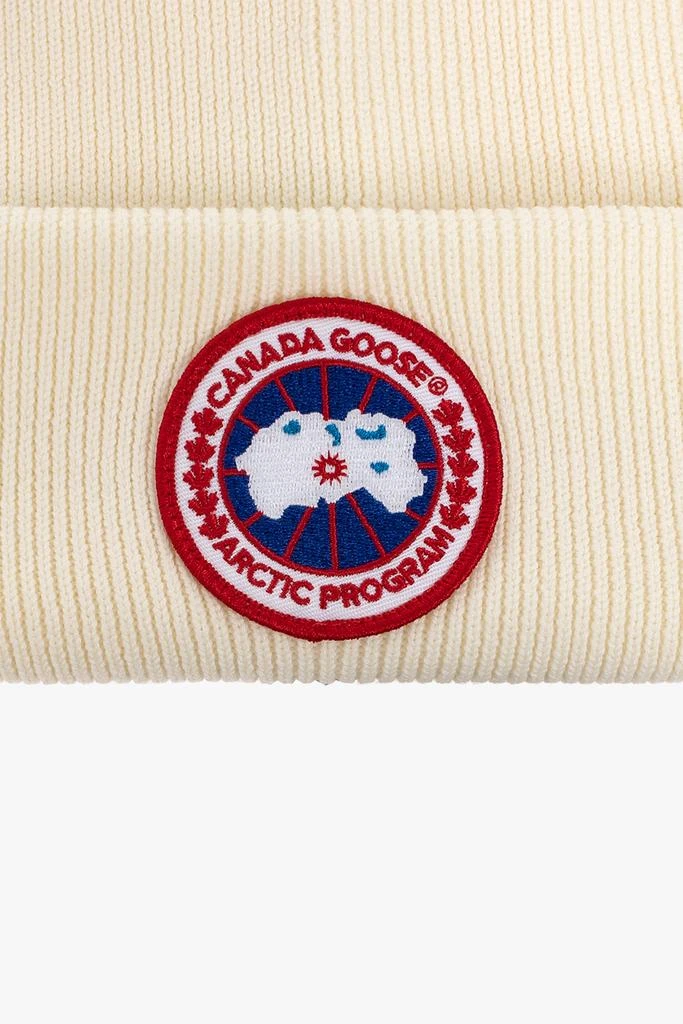 Canada Goose Beanie with logo 4