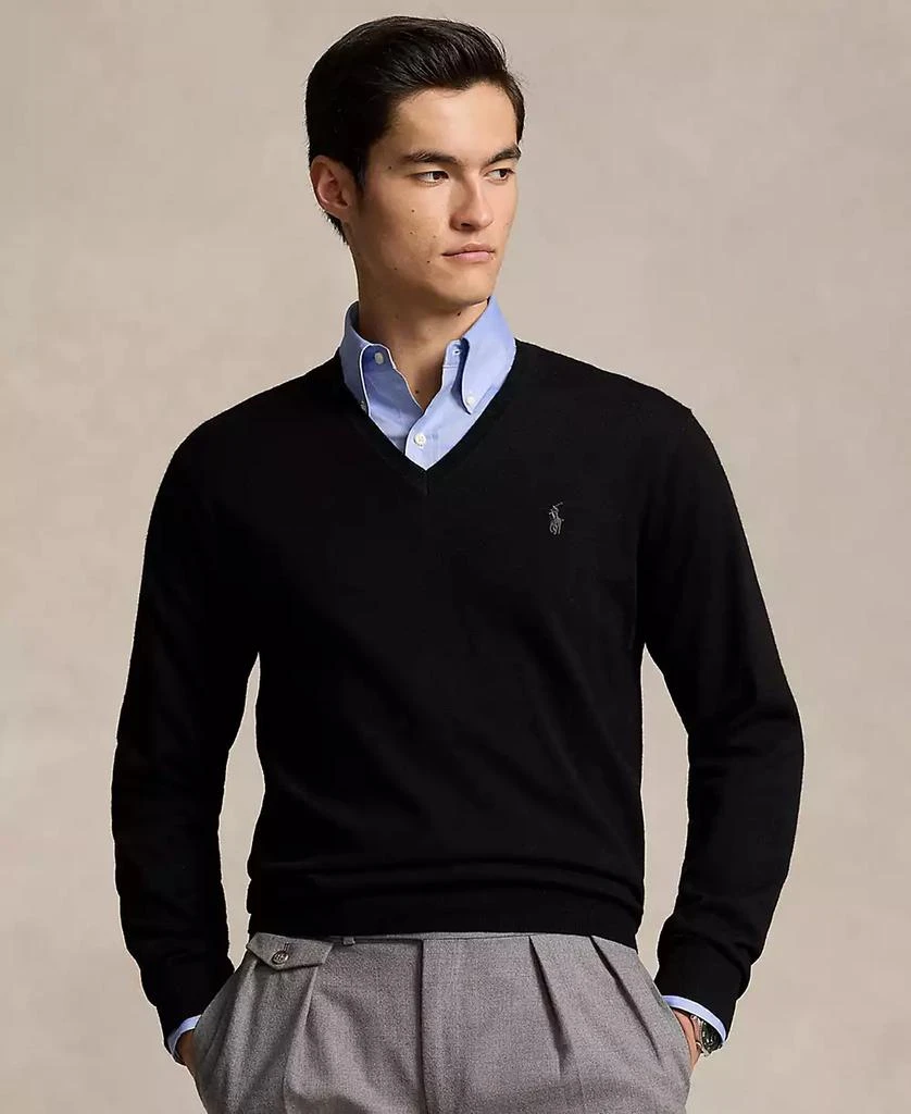 Ralph Lauren Men
s Washable Wool V-Neck Sweater