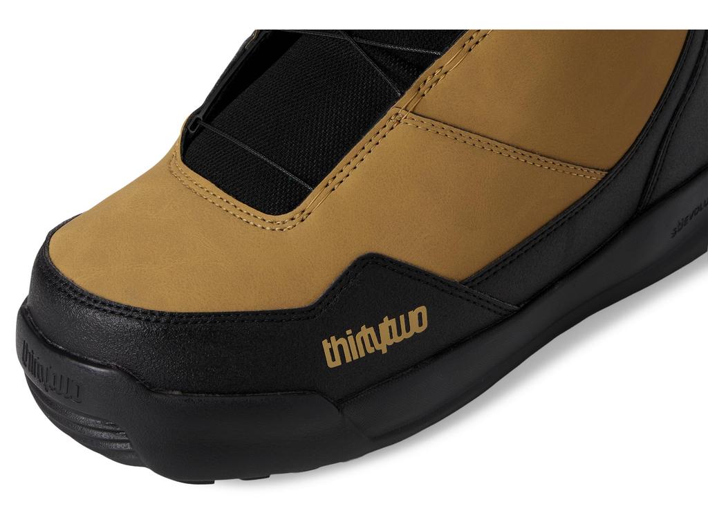 Thirty Two Shifty Boa 
24