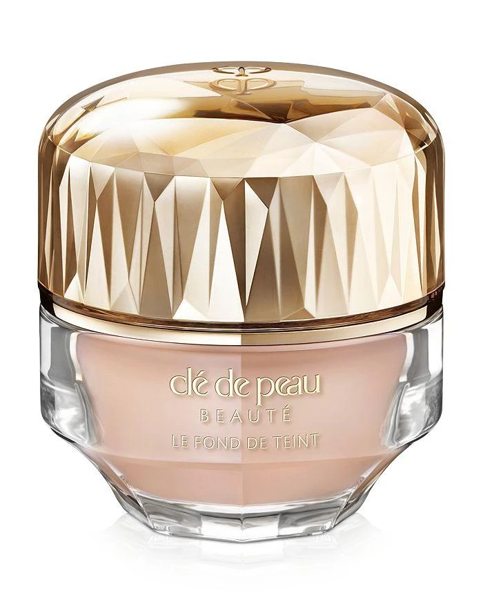 Cle de Peau The Foundation 1