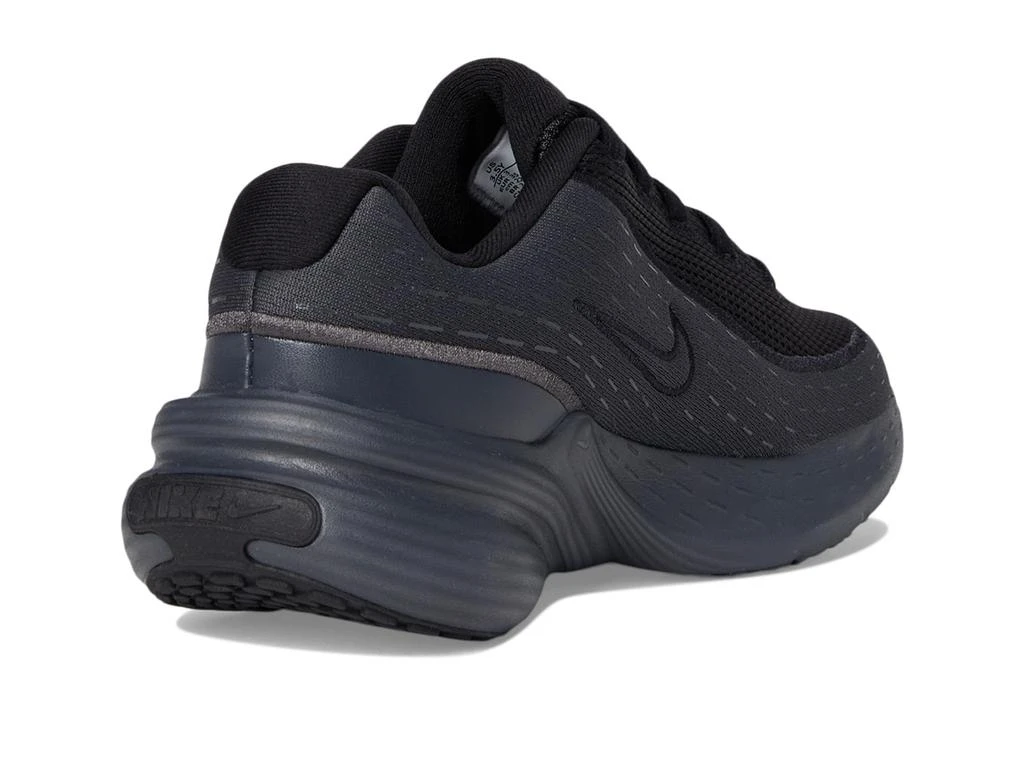 NIKE Uplift SC (Big Kid) 5