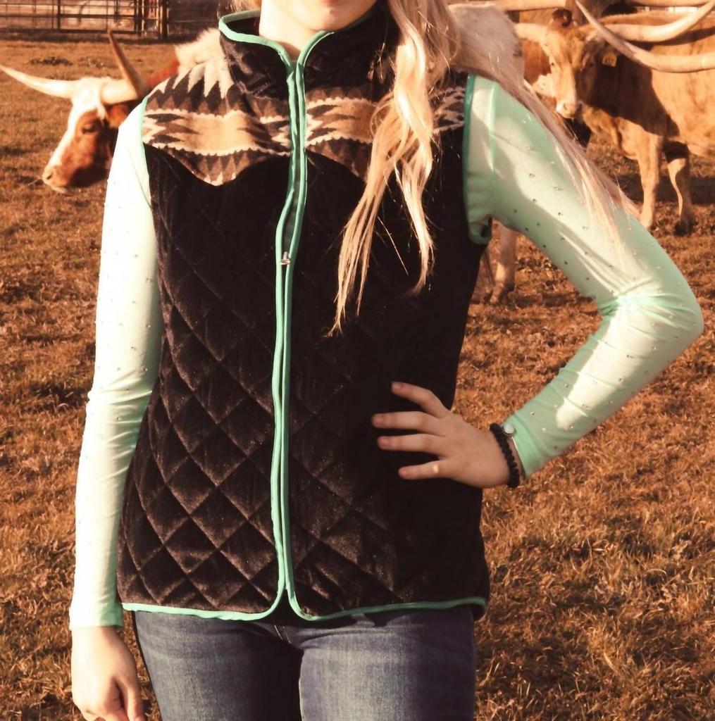 Sterling Kreek Zip Me Up Vest In Black