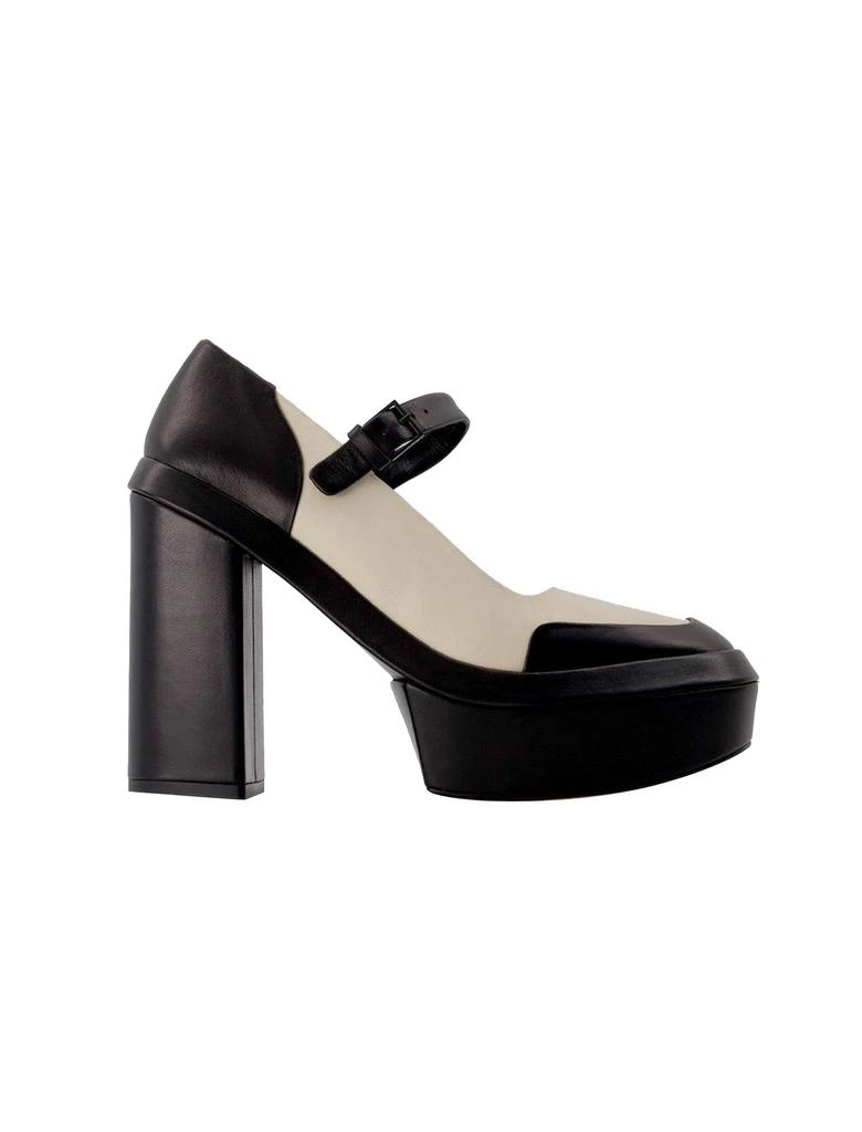 Clergerie Juna Pumps in Black Leather 1