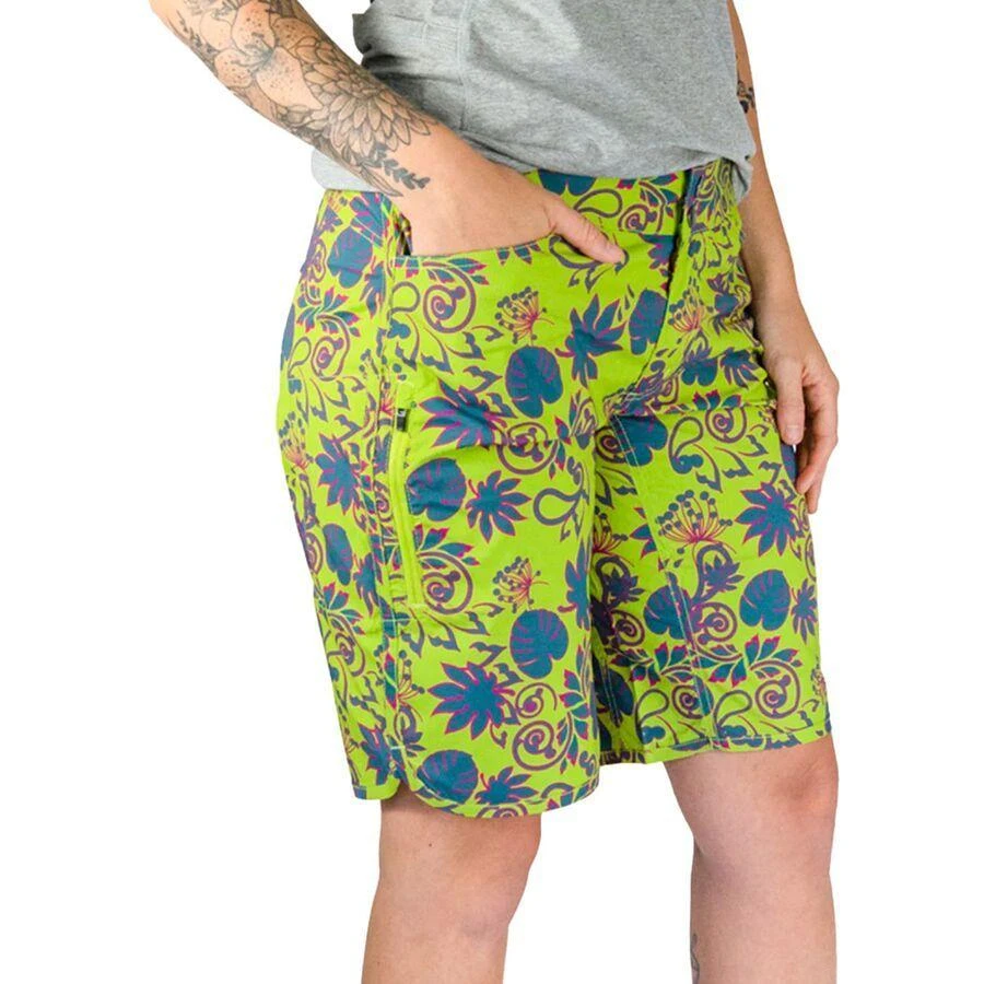 Club Ride Apparel Savvy 11in Paisley Print Short - Women
s