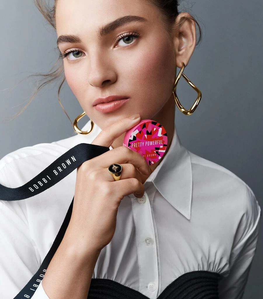 Bobbi Brown x KITRI Pretty Powerful Gift Set 3