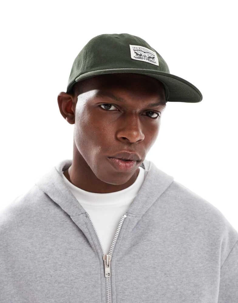 Levi
s Levi
s heritage label logo relaxed dad baseball cap in dark green