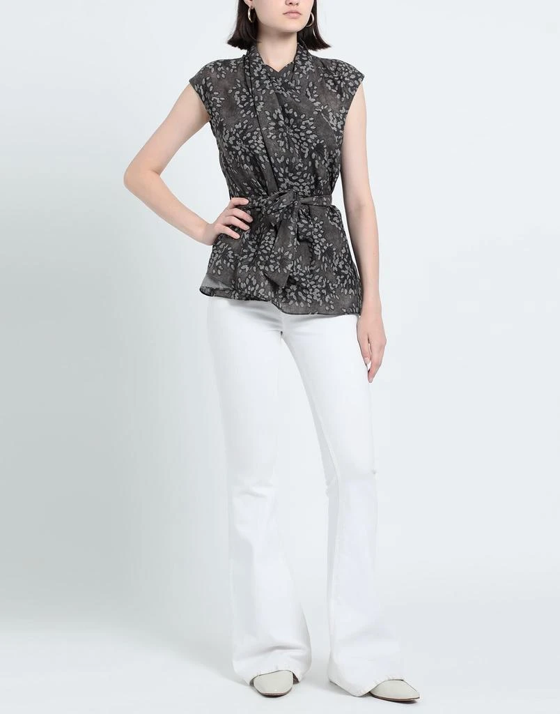 Brunello Cucinelli Floral shirts
blouses 2