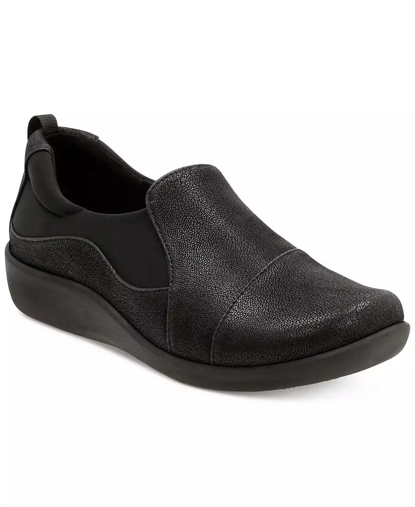 Clarks Women's Cloudsteppers™ Sillian Paz Flats 1