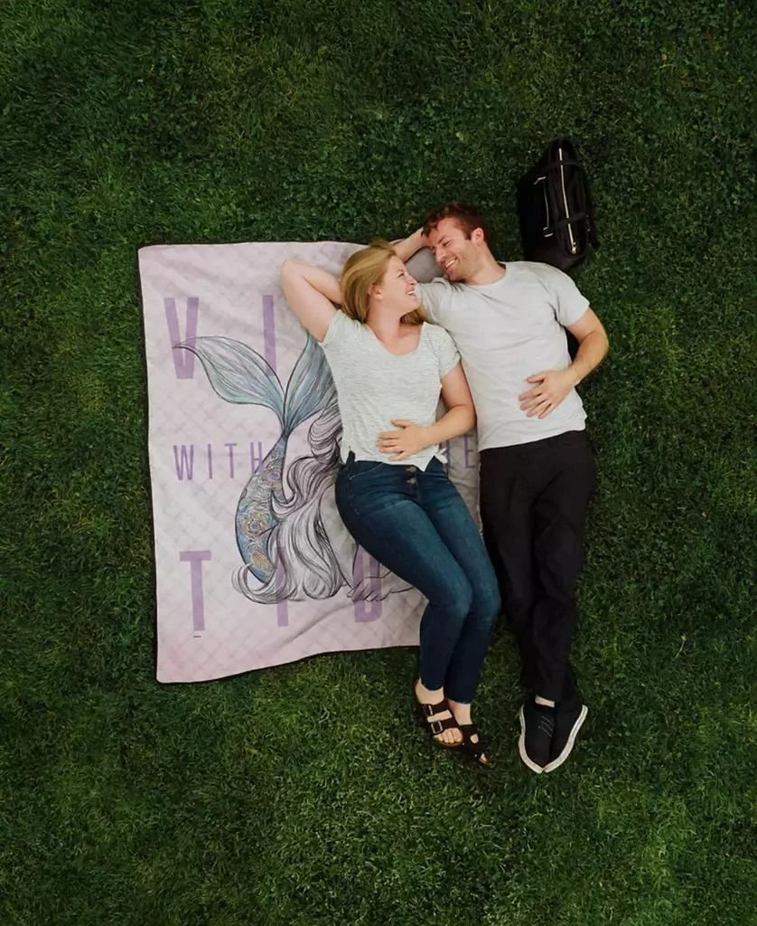 ONIVA Disney The Little Mermaid Impresa Picnic Blanket, 60" x 50" 2