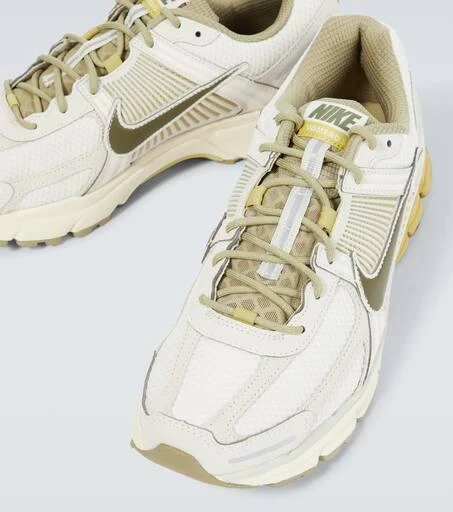 NIKE Zoom Vomero 5 leather-trimmed sneakers 3
