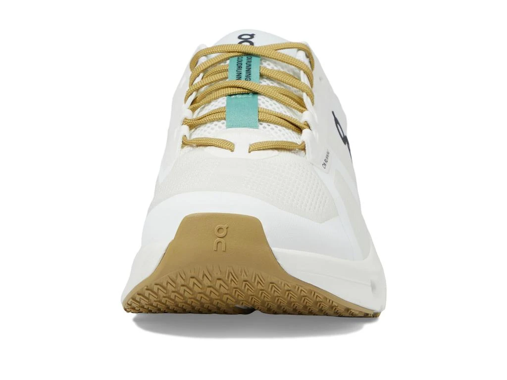 On Cloudrunner 2 3