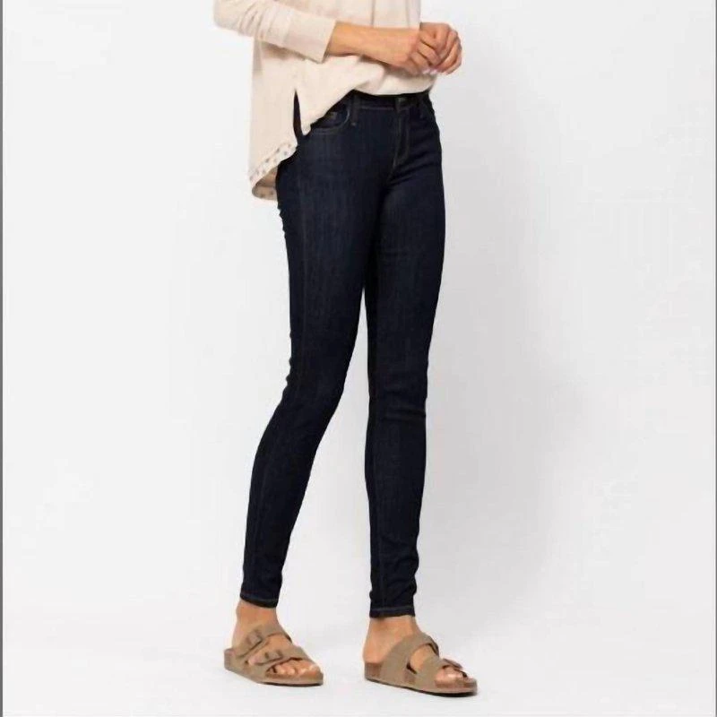 Judy Blue Mid Rise Skinny Dark Wash 2