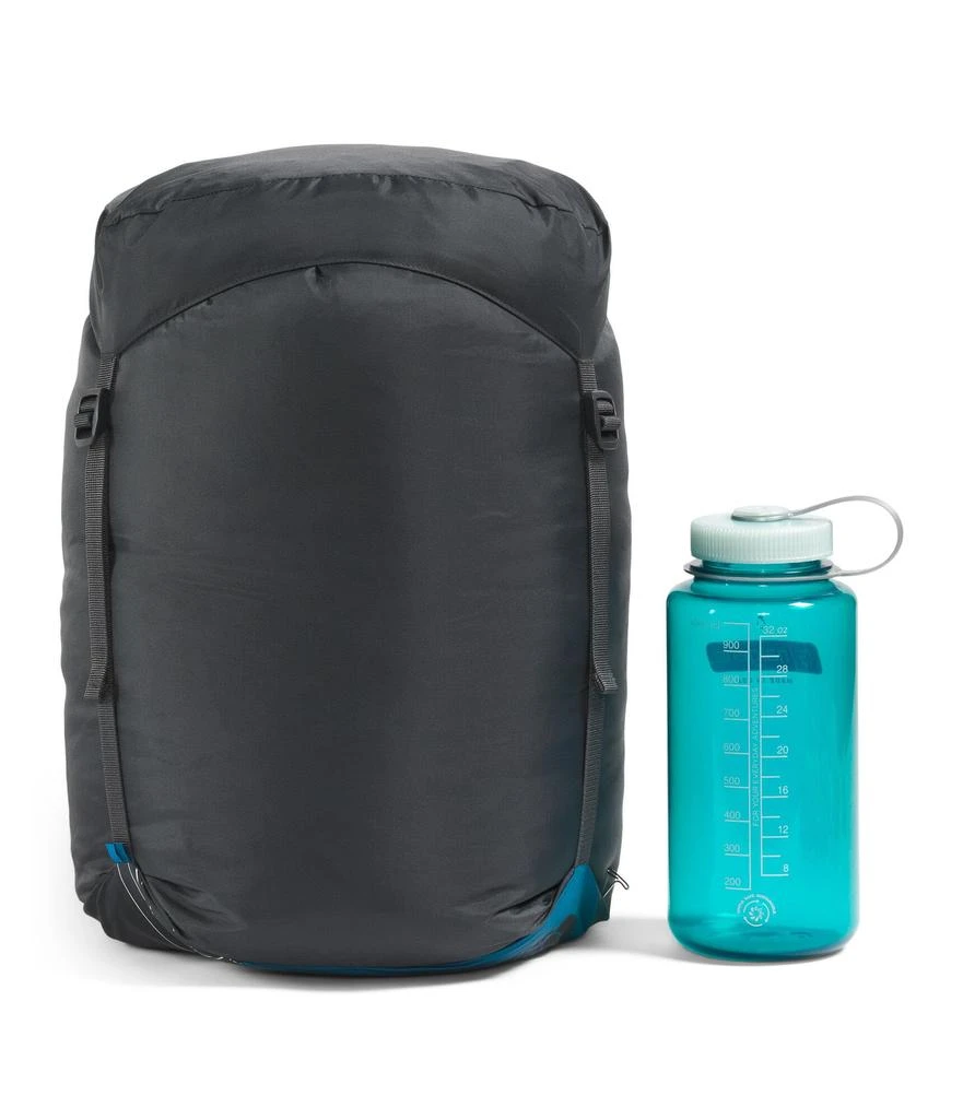 The North Face THE NORTH FACE Cat
s Meow 20F / -7C Backpacking Sleeping Bag | Water Repellent, 2/3 Zip Opening, Includes Stuff Sack 4
