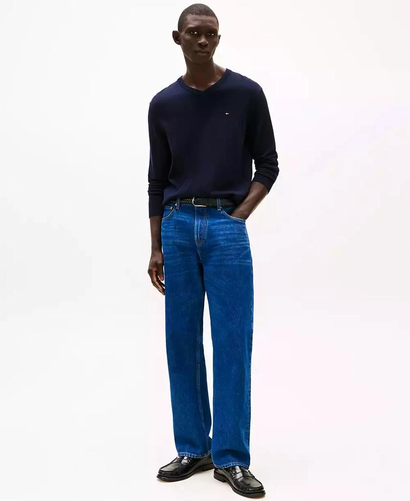 Tommy Hilfiger Men's Essential Solid V-Neck Sweater 2