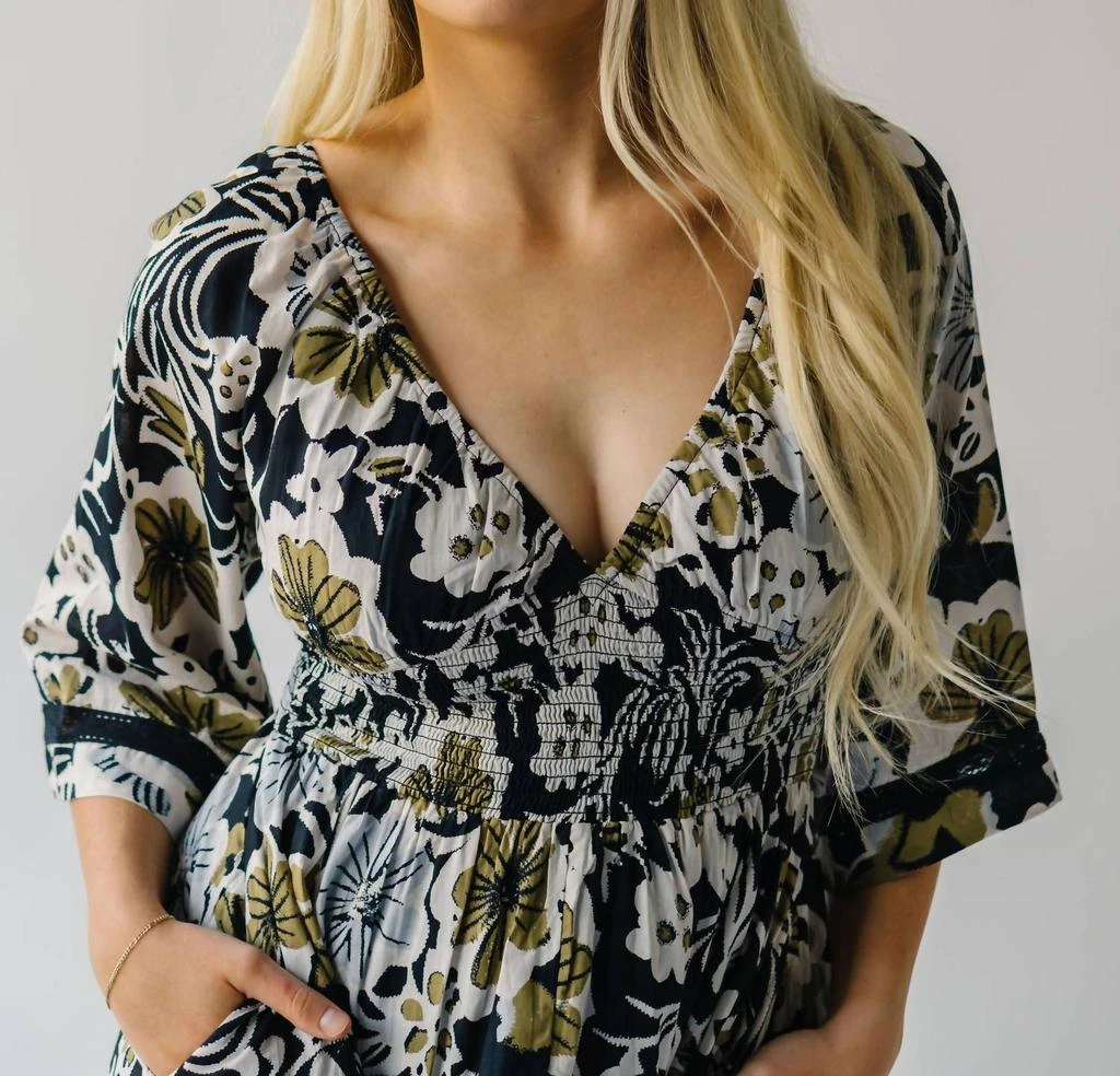 boho v neck maxi dress Plus Size Women's V-Neck Belted Maxi Boho Dress