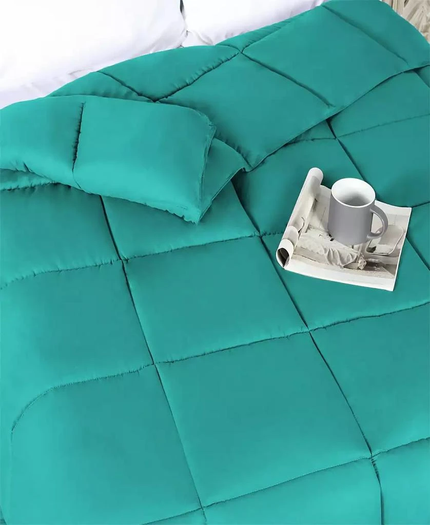 Superior Breathable All Season Down Alternative Comforter 3