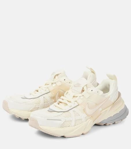 NIKE V2K Run sneakers 4