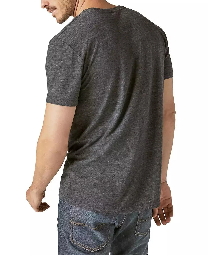 Lucky Brand Men
s Keep Your Friends Close Whiskey Crewneck T-shirt 2