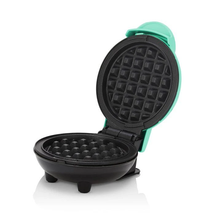 Dash Mini Waffle Maker 2