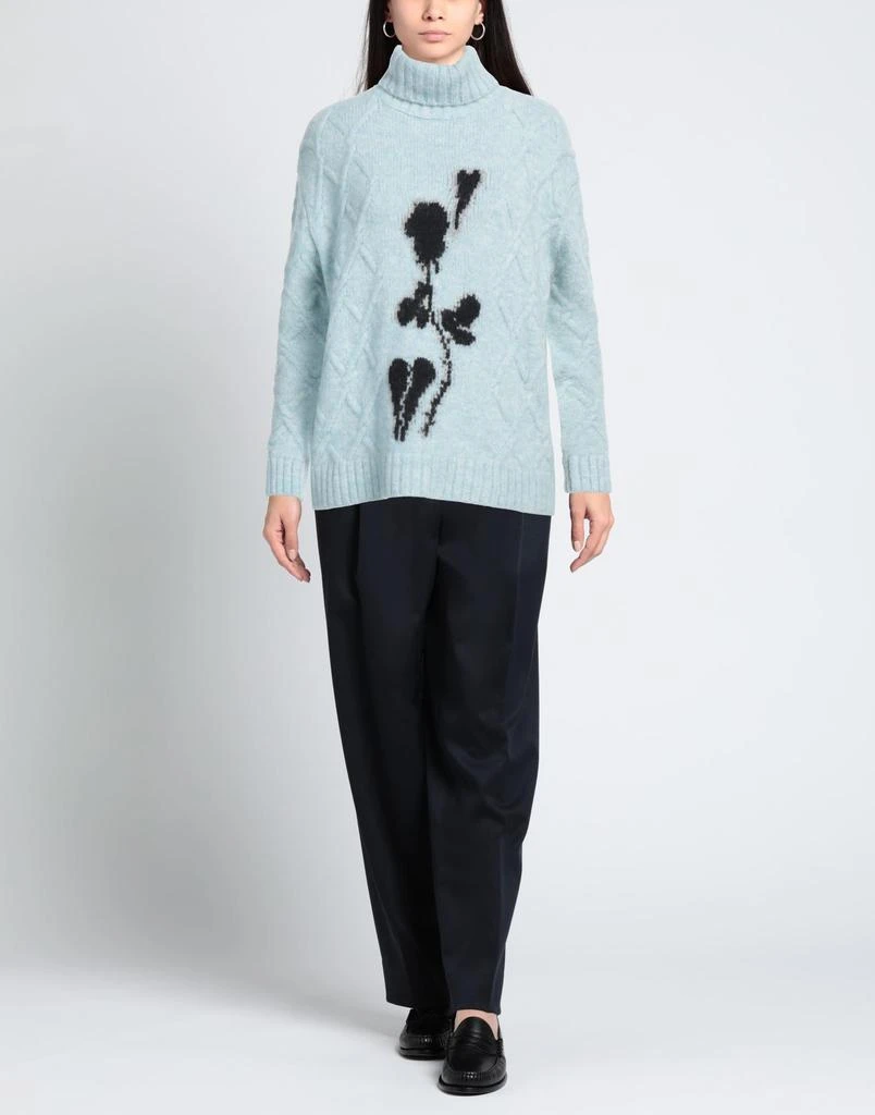 Bernadette Turtleneck 2