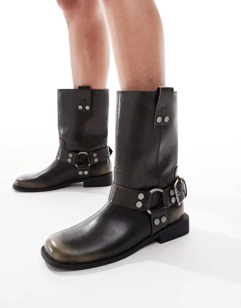 ASOS ASOS DESIGN Arley burnished flat biker boot in brown 3
