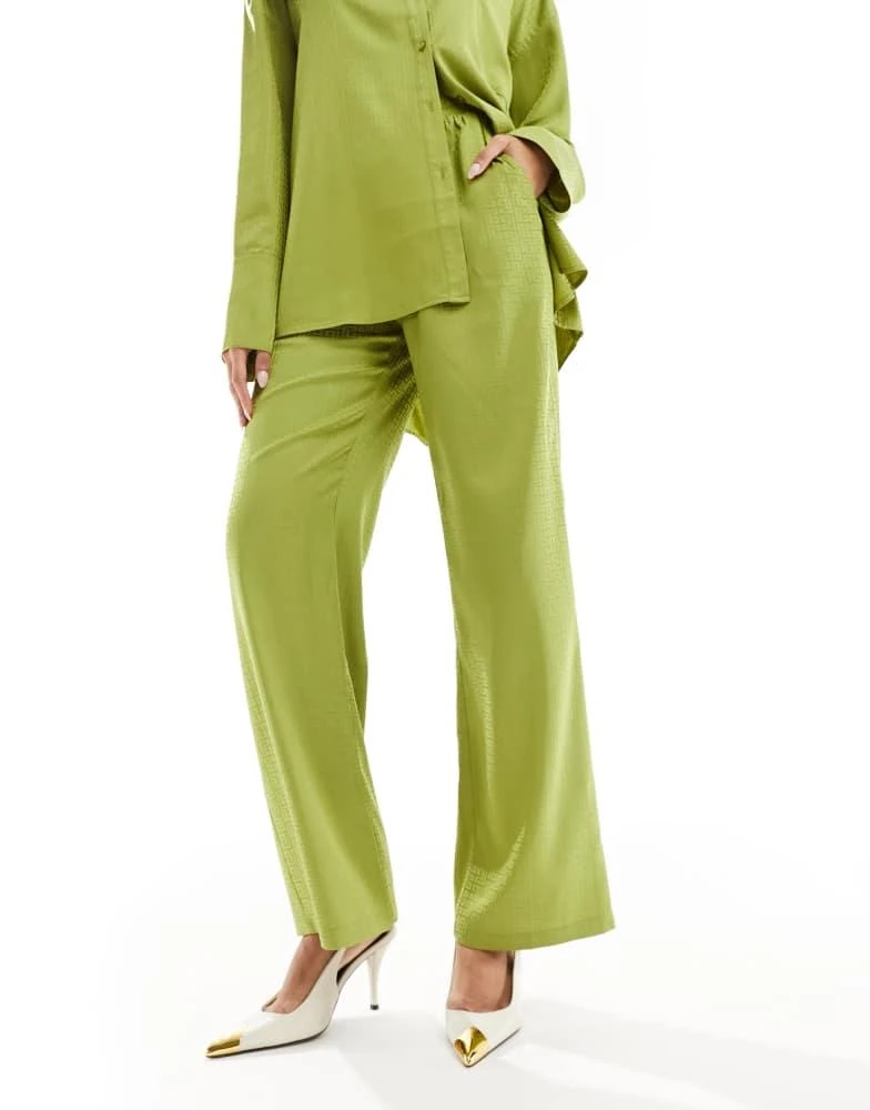 4th & Reckless 4th & Reckless satin wide leg trousers co-ord in lime 2