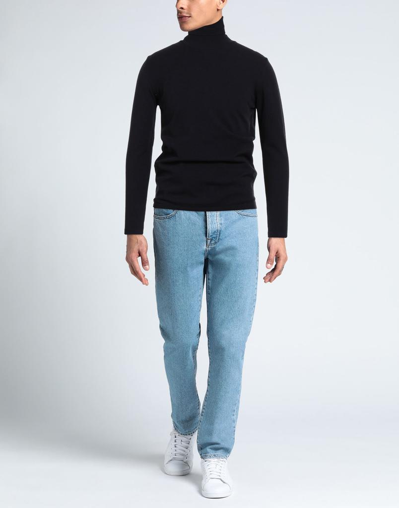 JEORDIE
S Turtleneck