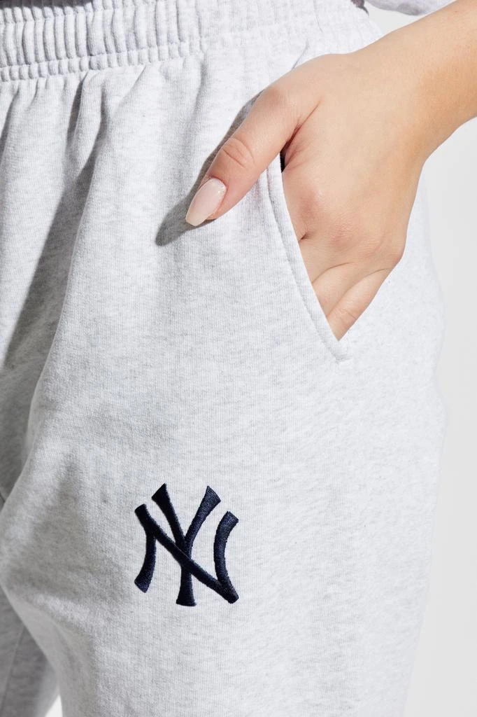 Sporty & Rich Trousers from the 47 & The New York Yankees collection 7