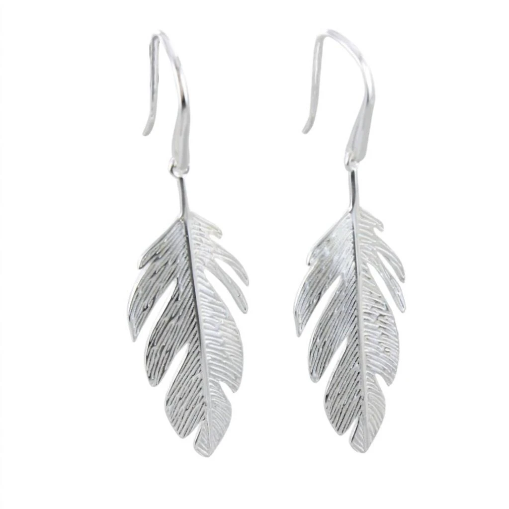 Trendy Wholesale Trendy Wholesale - Women
s Feather Dangle Earrings