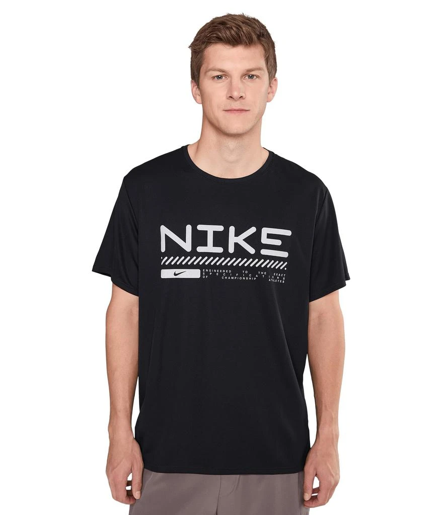 NIKE Winter Miler Short Sleeve Top