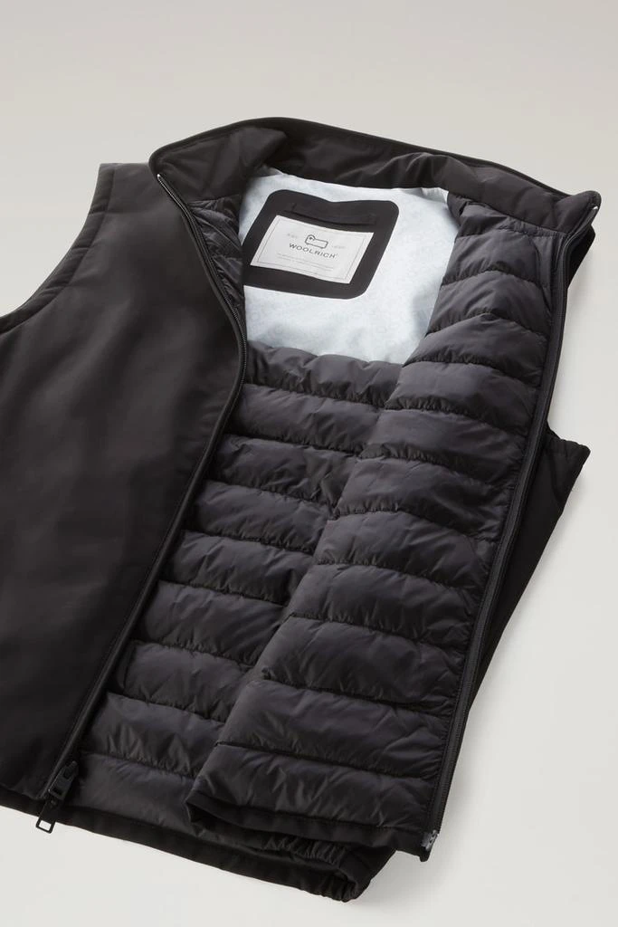 Woolrich Padded Pacific Vest - Men - Black 5