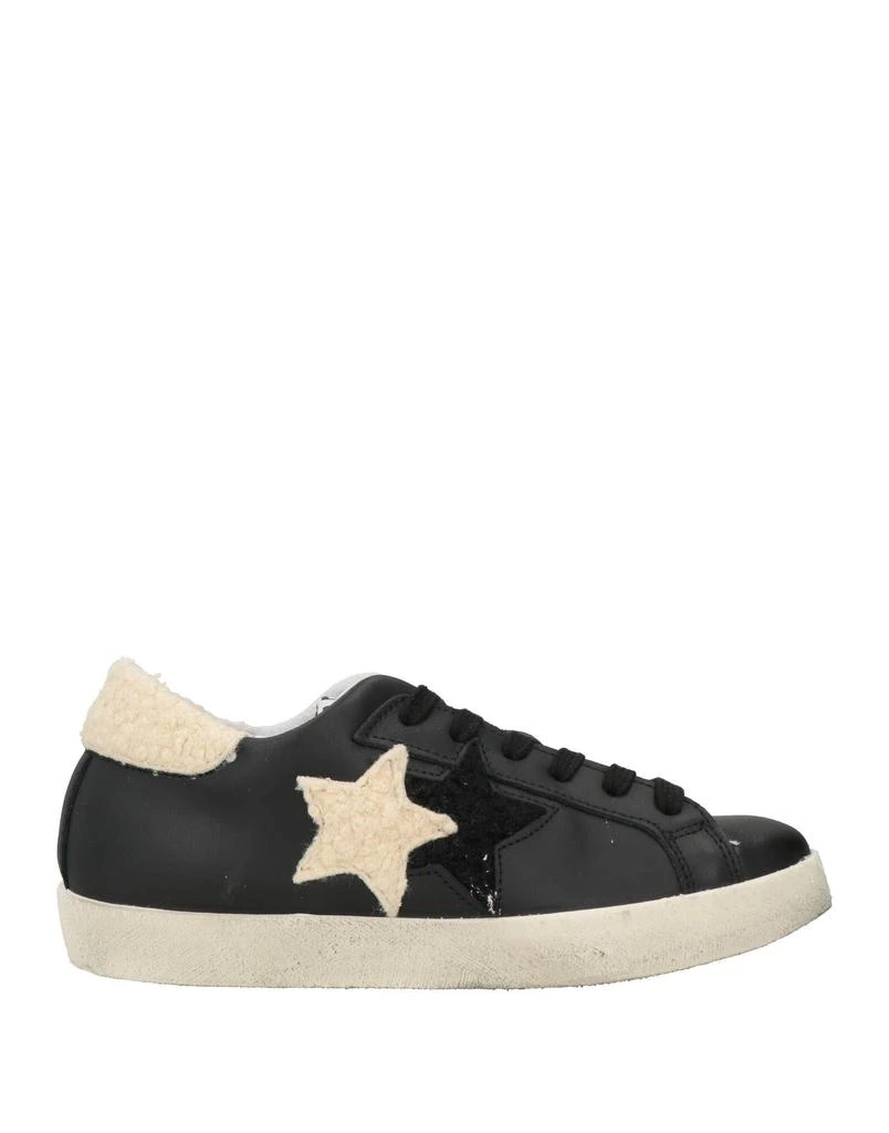 2STAR Sneakers