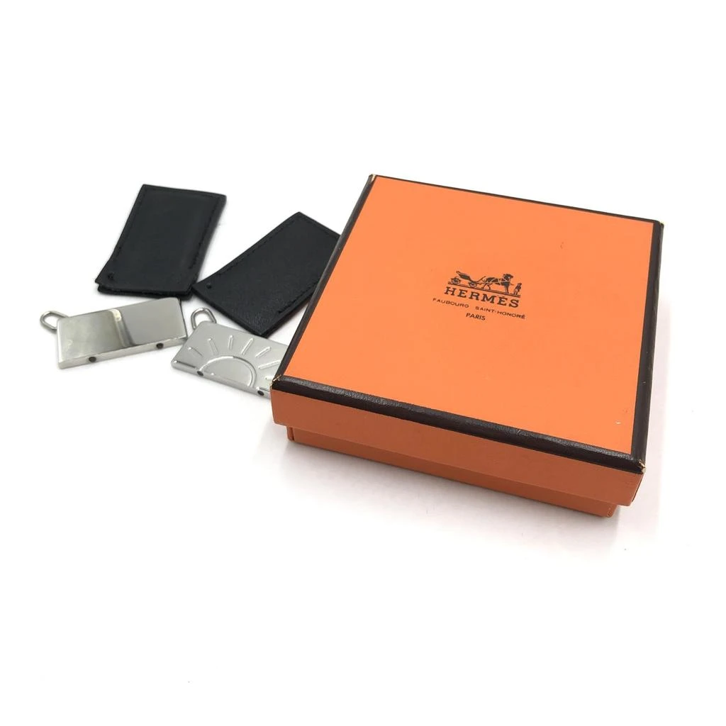 Hermes Tone Half Sun Pendant Women
s Set (Pre-Owned) 4