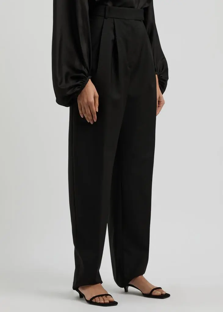 Rohe Barrel-leg wool-blend trousers 2
