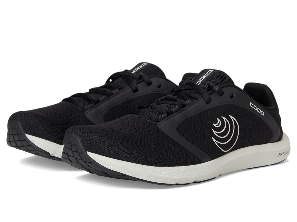 TOPO ATHLETIC ST-5