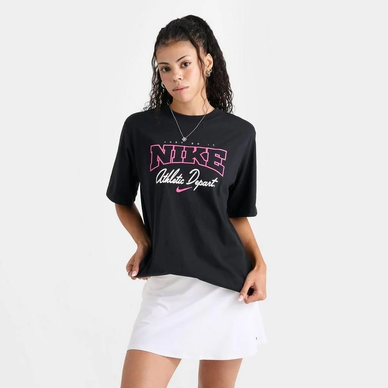 NIKE Women
s Nike Dept Loose Short-Sleeve Graphic T-Shirt 3