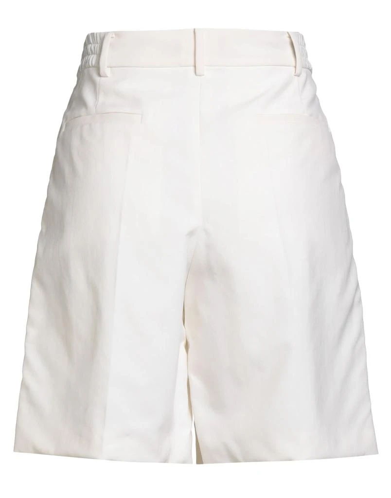 Valentino Shorts
Bermuda 2