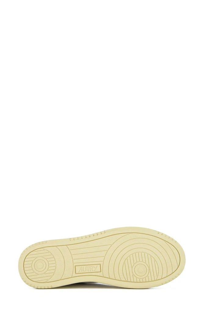 Autry Medalist Low Sneaker 5