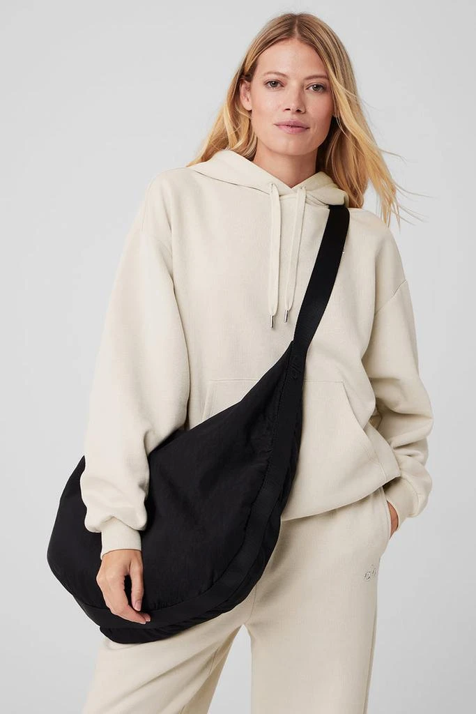 Alo Om The Go Gym Sling Bag - Black 1