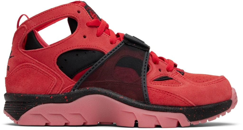 NIKE Red 
Black Nike Air Trainer Huarache Sneakers