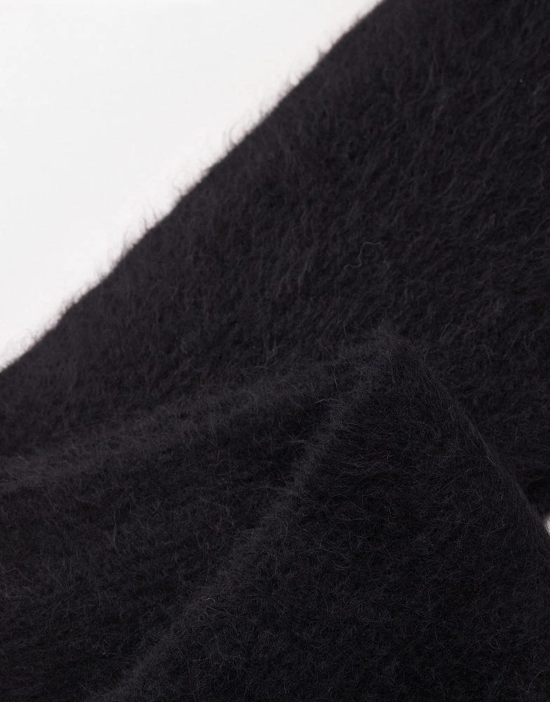 Topshop Topshop Spencer Premium alpaca mix scarf in black 4